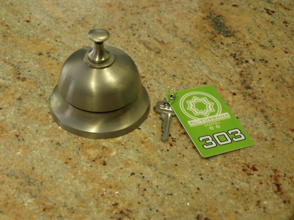 Hotel Al-Yussana Lucena Ngoại thất bức ảnh